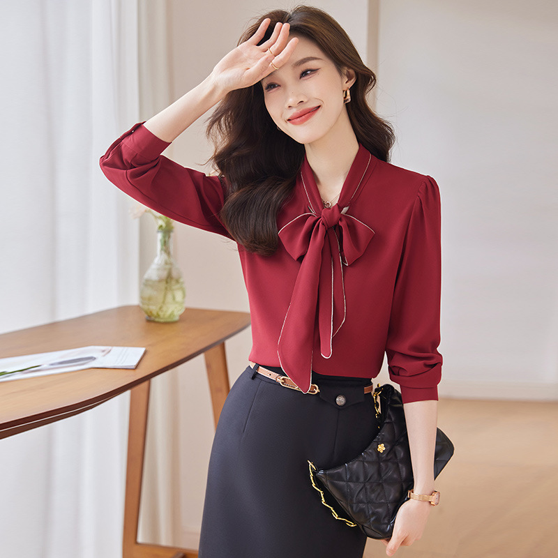 Autumn elegant shirt with bow