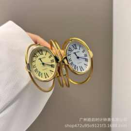 SUNLIFEX 星空表盘简约设计 女士钢丝手镯手表 韩版时尚创意腕表