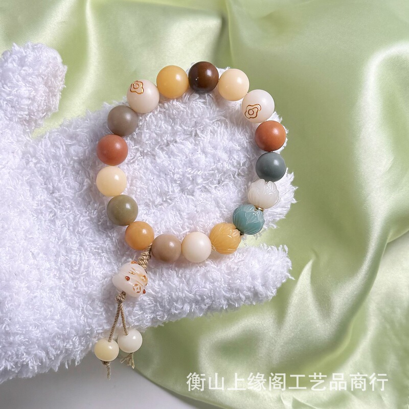 Original Design Bodhi Bracelet Natural Bodhi Root Duobao Xiangyun Lucky Cat Men's and Women's Cultural and Creative Crafts Original Design Bodhi Bracelet Natural Bodhi Root Duobao Xiangyun Lucky Cat Men's and Women's Cultural and Creative Crafts