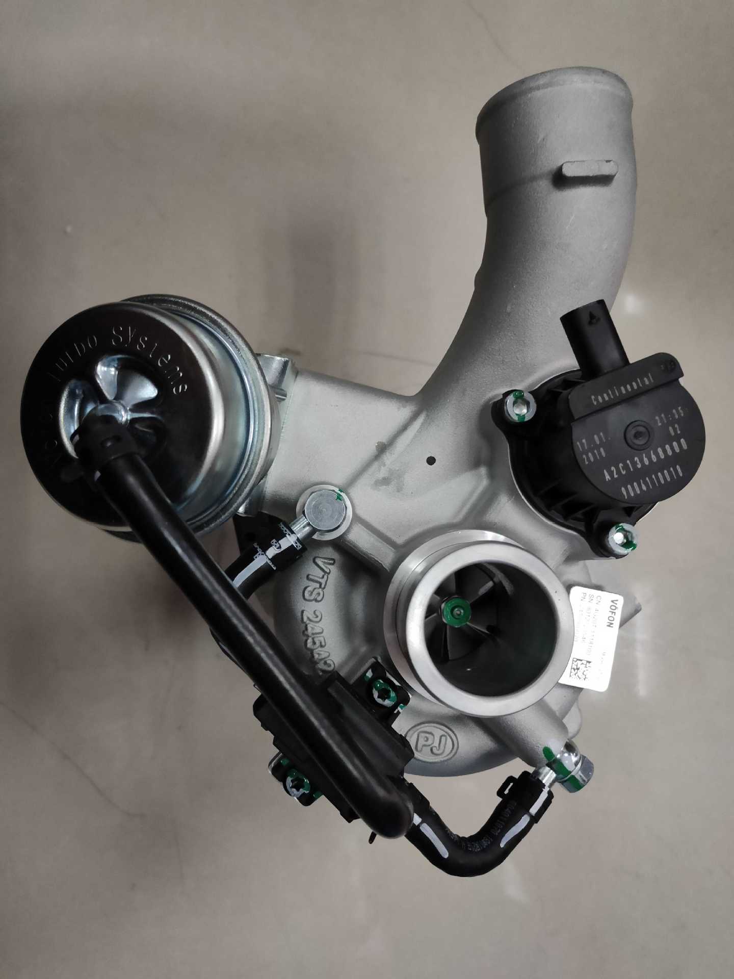 众泰Z500/Z700/大迈X7 1.8T涡轮增压器4G20T-1118100 2450000020