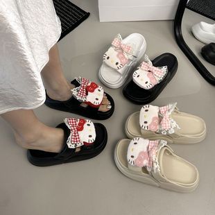 �W�t��������ЬŮ2025�괺�ļ��¿��ʺ�����m�ٴ�һ�֛���ЬŮ