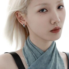 完整世界情侣耳扣原创小众设计高级冷淡中性耳饰甜酷耳钉