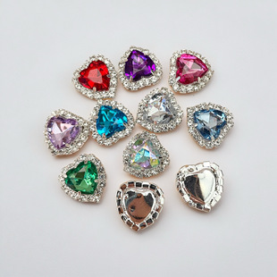 Peach heart four-hole hand sewing buckle love claw drill edge crystal buckle decorative buckle diy clothing accessories material jewelry buckle