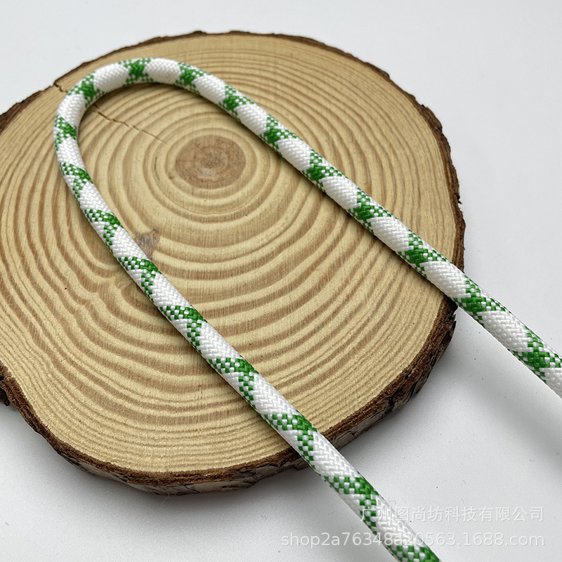 49 # 흰색과 녹색 X 패턴