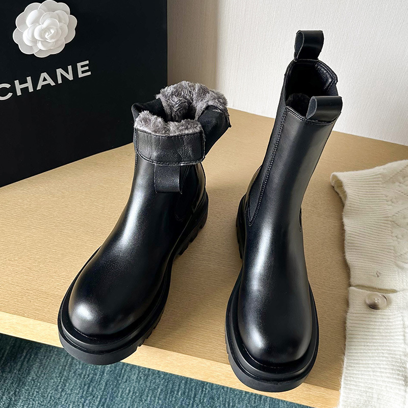 Medium gray snow boots Velvet