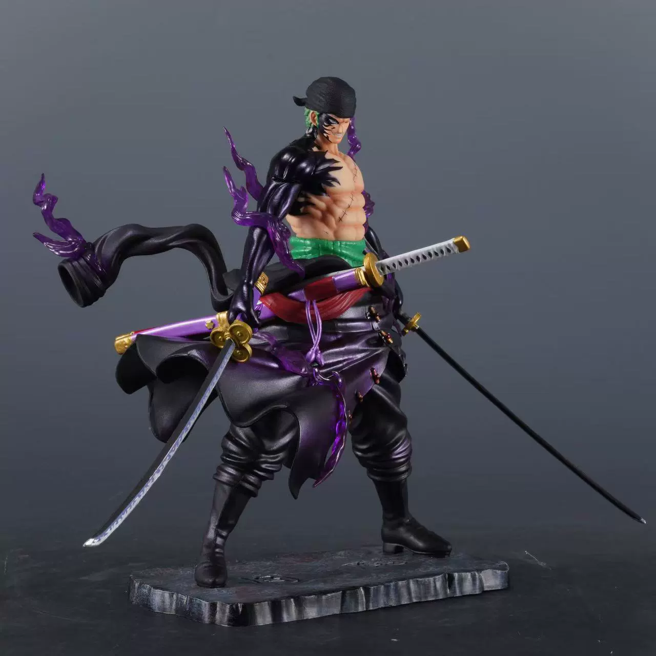 One Piece GK Тянхуй двойной меч поток форма Яма Зоро битва сцена модель украшения упаковано газировка