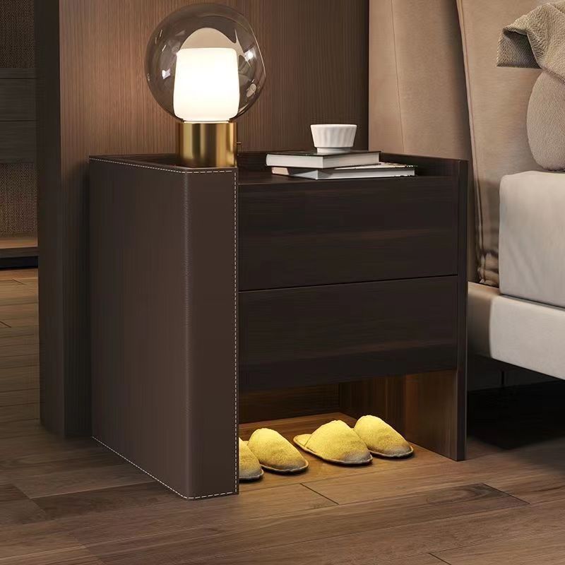 Solid Wood Bedside Table, Simple Modern Bedroom, Minimalist Internet Celebrity Saddle Leather Storage Cabinet, High-End Installation-Free Bedside Table
