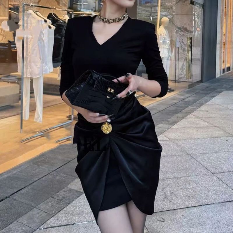 法式优雅名媛气质金扣褶皱拼接长袖连衣裙女2025秋季新款时髦裙子|undefined