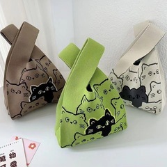 Ins Korean version celebrity bag cute animal series knitted bag vest bag personalized simple versatile outdoor knitted bag