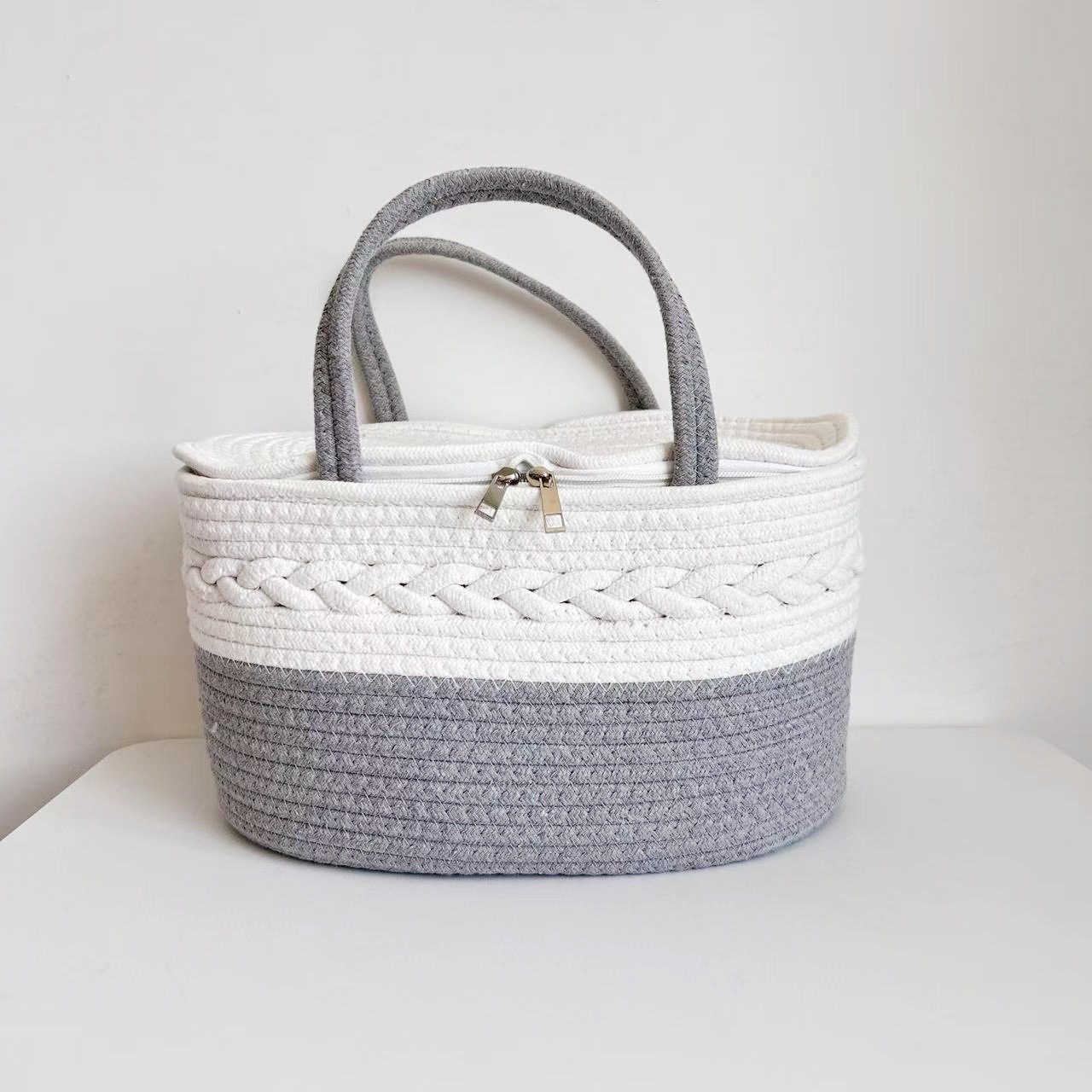 Cesta de pañales para bebés Cesta de almacenamiento de juguetes Cesta de almacenamiento Cesta de mano con borlas Cesta de mano tejida a mano Rejilla extraíble y portátil