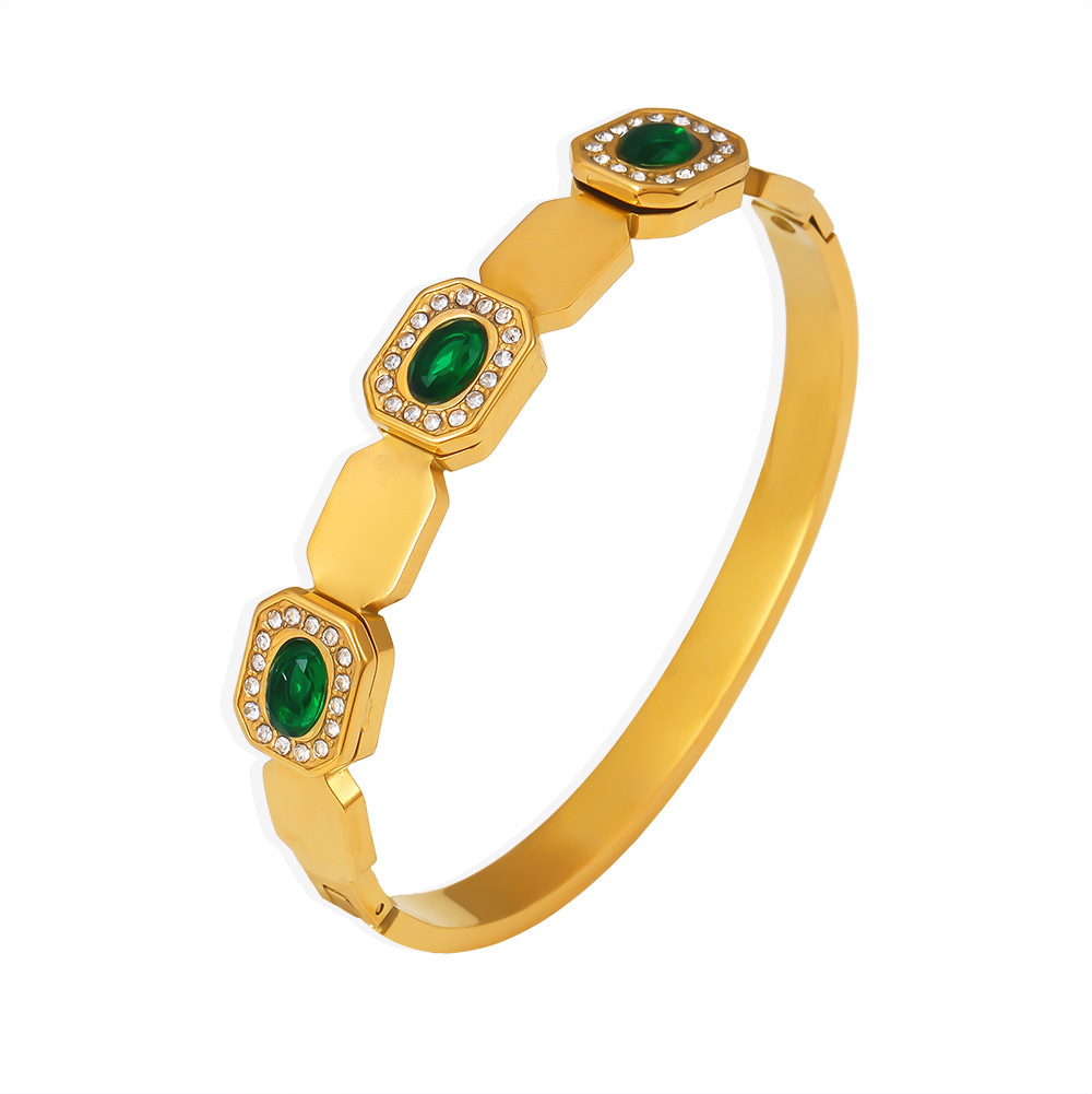 Titanium Steel Block Green Diamond Buckle Bracelet, Personalized, Light Luxury, Versatile, Temperament Bracelet_voghion.com