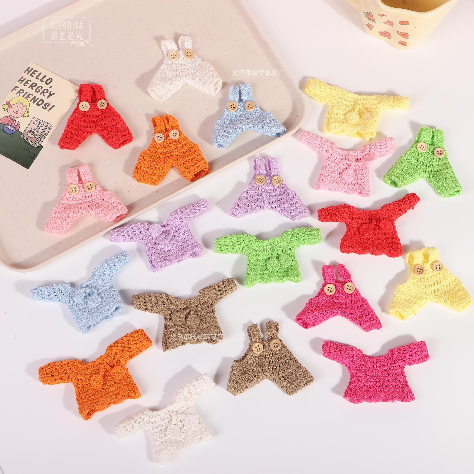 hot selling cotton doll clothes knitted suspender pants hand crocheted palm dog doll clothing creative wear matching pieces