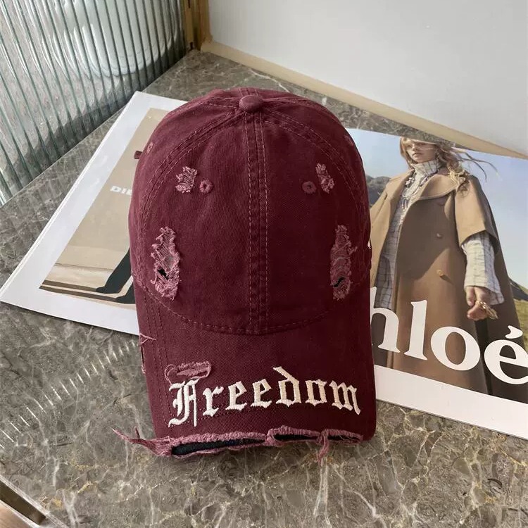 Primavera y verano nuevo estilo de moda personalizado con gorra de bisel cuadrado, gorra de béisbol agujero suave, gorra de corte de moda para mujeres, gorra de lengua para hombres