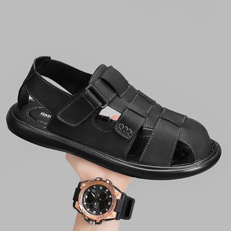 Zapatos de hombre de verano 2025 nueva moda al aire libre de tamaño grande velcro cabeza de pan de cuero de arena plana sandalias casuales de playa