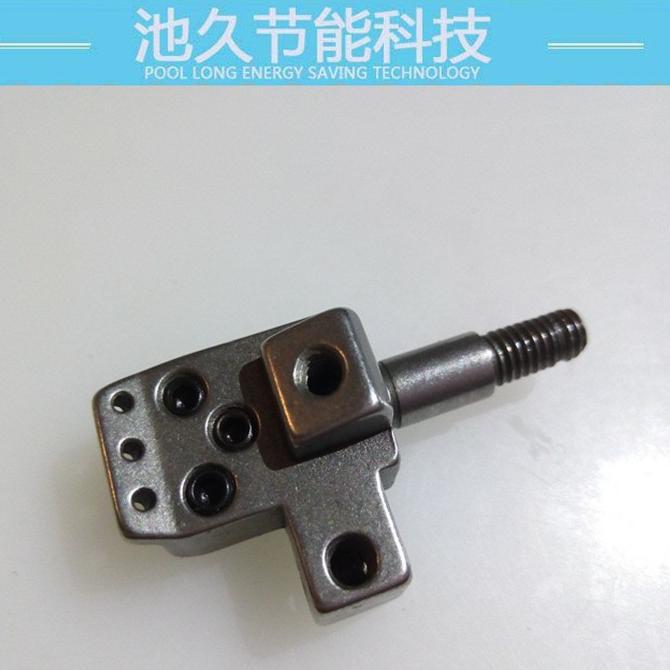 服装加工设备零部件  W500绷缝车6.4针夹头 绷缝车配件