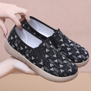 2025 Spring Cloth Shoes Non-slip Mother Shoes Breathable Soft Bottom Embroidered Middle-aged and Elderly Mother Shoes Casual Comfortable Single-layer Shoes