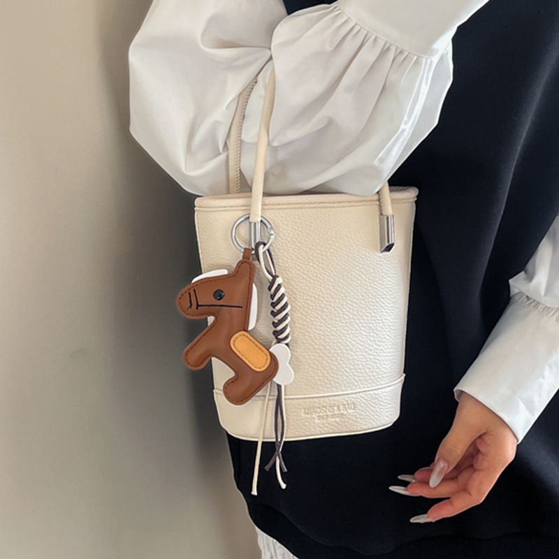 Versatile Soft Leather Bucket Bag Shoulder Crossbody Handbag_voghion.com