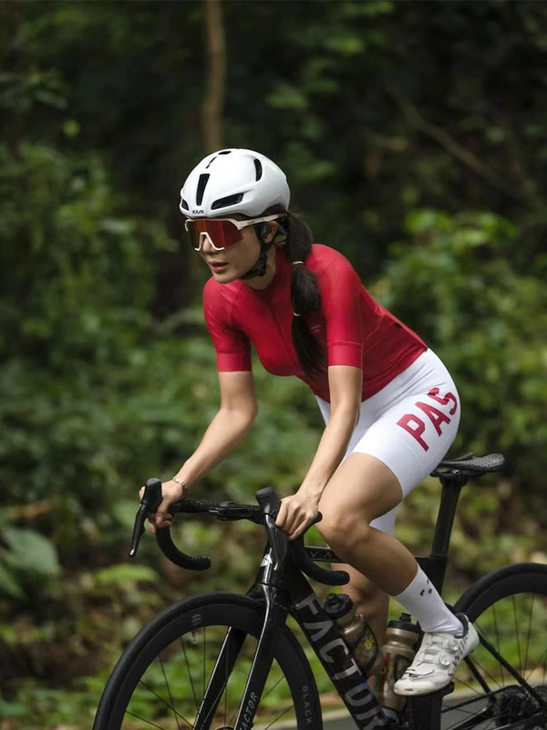 Pas24 Competitive Black and White Road Bike High-Elastic Breathable Cycling Bib Pants Mountain Bike Bicycle