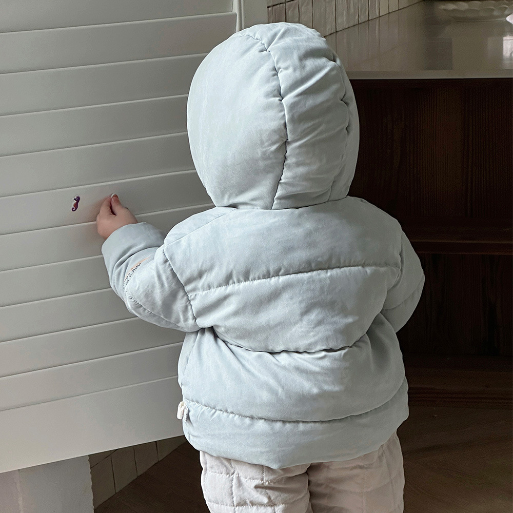 Ropa para niños coreanos dibujos animados de invierno ropa de salida cómoda y cálida ropa de algodón con capucha para niños