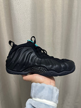 ����FOAMPOSITE ONE�ڇ�����Ь���_������@��Ь���Ӹߎ��\��Ь