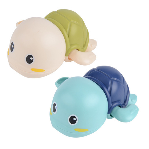 Baby bathing and playing in the water cool little turtle wind-up animal bathroom playing in the water children's toys