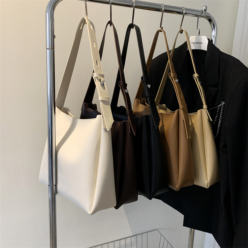 China Export Bag Large Shoulder Bag Women  New Casual Women Bag Mother Tote Bag Large Capacity Simple Shoulder Bag display picture 25