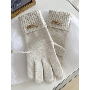 Wool-containing Five-finger Gloves with Good Tactility for Women to Keep Warm in Autumn and Winter