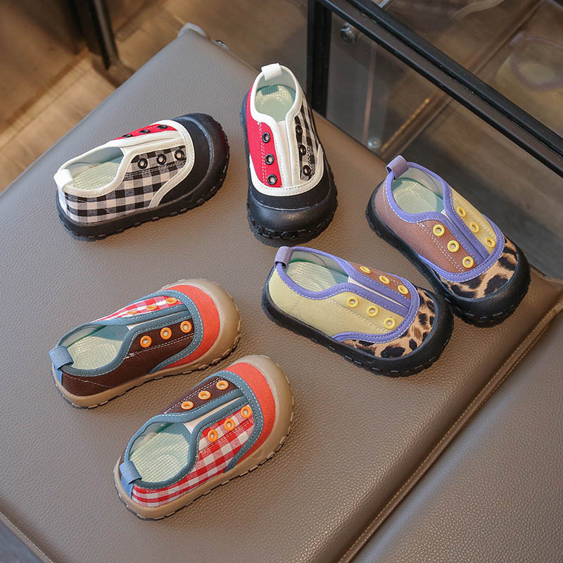 Korean Kindergarten Toddler Shoes 2025 Autum New Boys' Cute Contrasting Color Soft Sole Outer Wear Girls' Toe-Cap Shoes