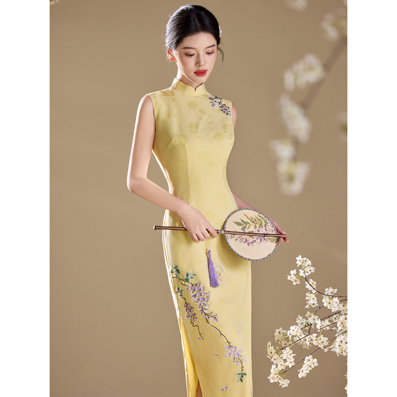 Yellow Cheongsam, New Chinese-Style Improved Version, Young Style, High-End, Elegant, Long Dress for Girls Yellow Cheongsam, New Chinese-Style Improved Version, Young Style, High-End, Elegant, Long Dress for Girls