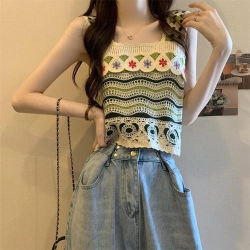 French retro suspender top hollow crochet ethnic style knitted vest for women summer outerwear seaside vacation new fashion