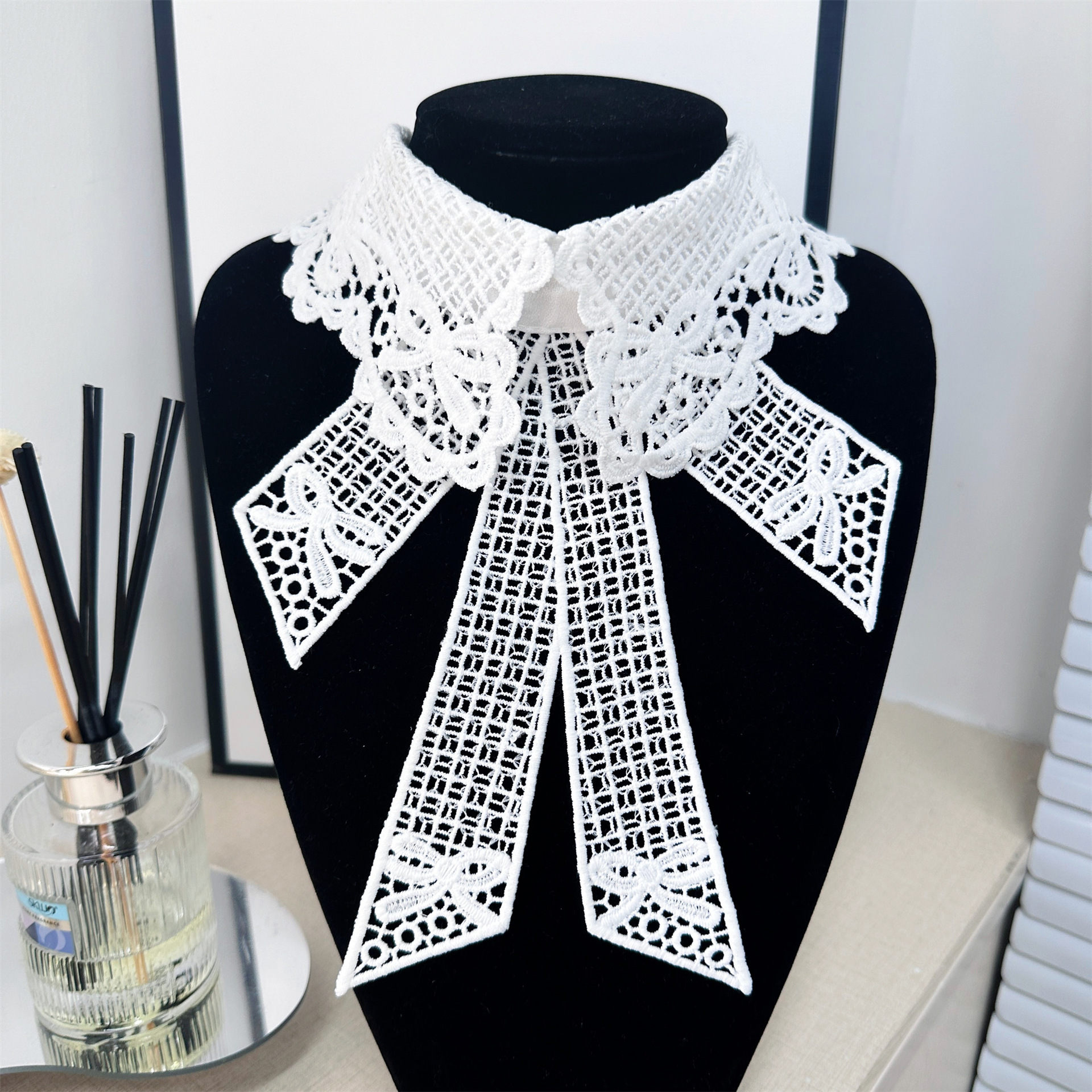 AliExpress Amazon Venta caliente de encaje hueco chal falso collar arco decorativo vestido camisa a juego image 6