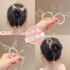 子供の可愛いヘアピンの女の子の前髪は超仙流蘇の髪を挟んで、赤ちゃんの頭飾りの馬尾を挟んでアクセサリーを作ります。