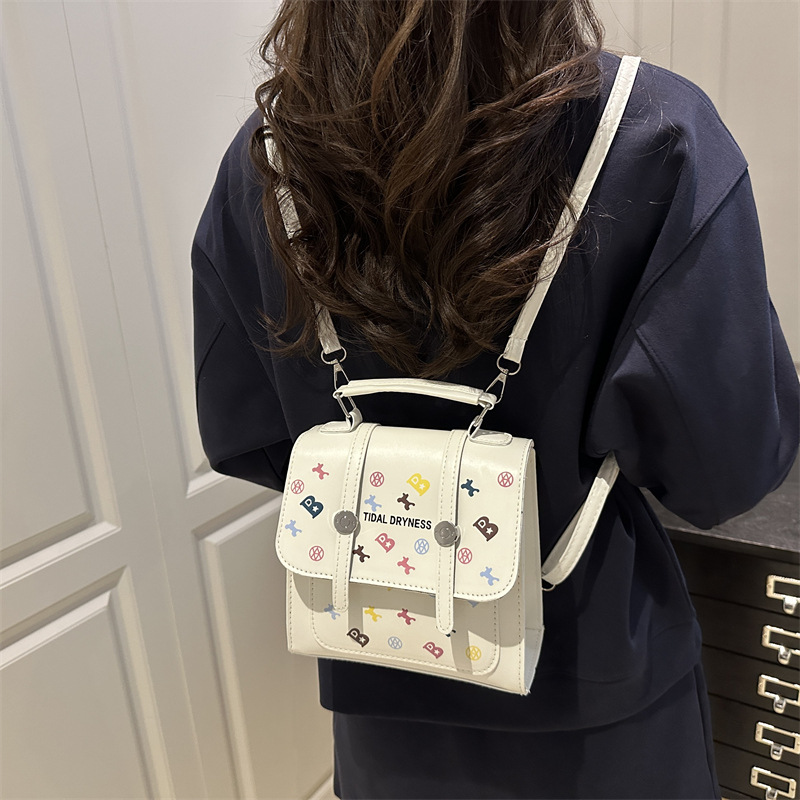 Vintage Women's Casual Commuter Backpack Multifunctional Bag_voghion.com