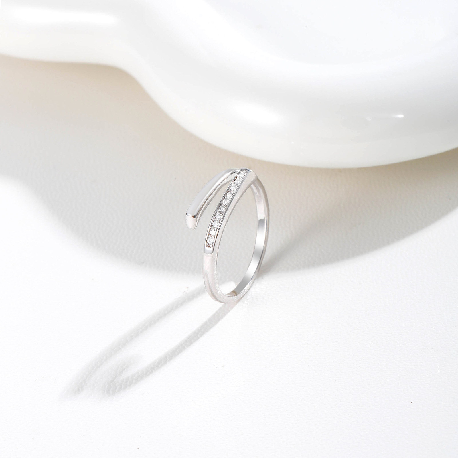 Minimalist Adjustable French Retro Open Ring For Women Elegant_voghion.com