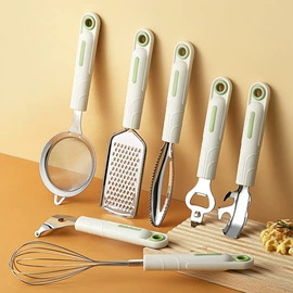 烹饪勺铲;刨子、削皮器;厨用剪刀