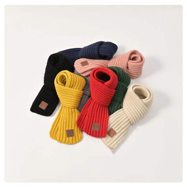 Children's scarf for early age