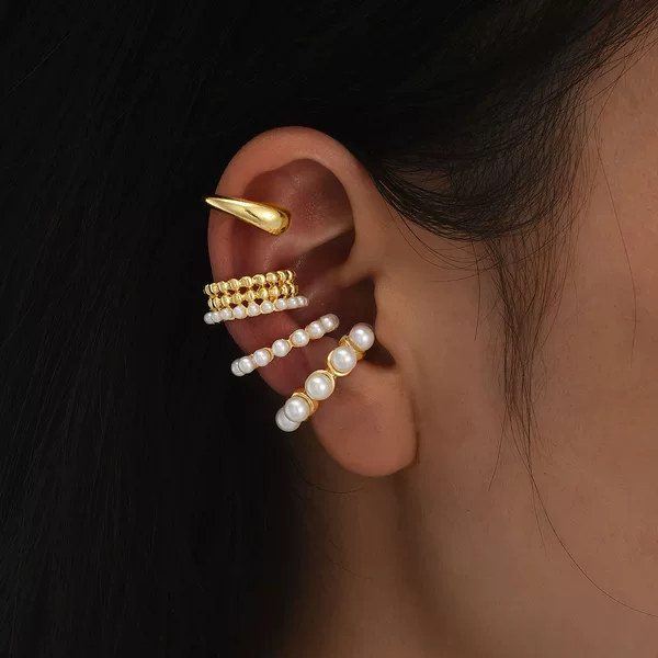 Cross-Border European and American French-Style Minimalist Ear Cuffs for Women, High-End Water Drop Pearl Ear Clips, 4-Piece Set with Unique Design and Elegance