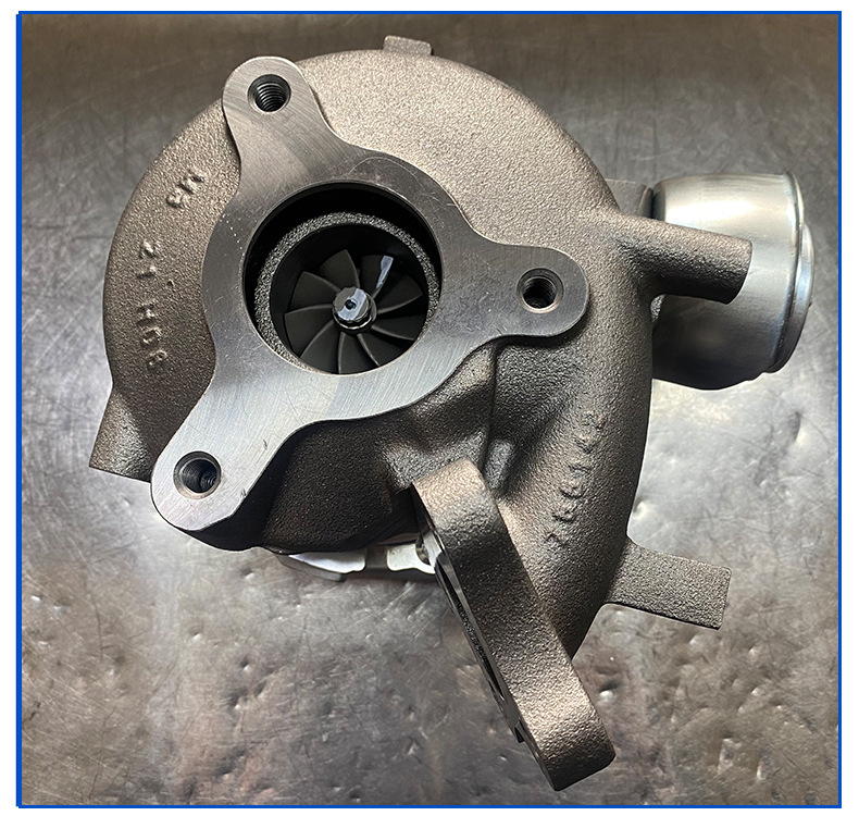 Suitable for Nissan Yd25 Gt2056V 767720-5004S 14411-Eb700 Turbocharger