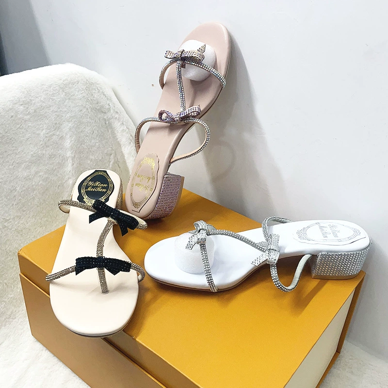 Сказочный стиль красивые холодные тапочки носить на улице 2025 лето новый стиль страз бант на высоком каблуке с юбкой тапочки