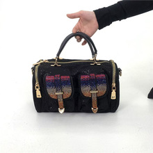 �羳�����W������Ůʿ�μ����ڴ��A���p������б�������