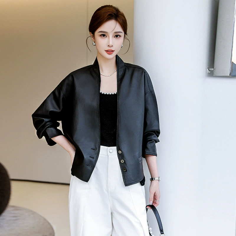 Spring short fashionable jacket, 2026 years, V-neckline, genuine leather, loose fit, Korean style