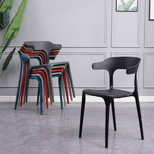 Modern Minimalist Home Dining Chair with Thick Backrest for Adults, Suitable for Leisure and Dining Room, Wholesale Plastic Horn Chair