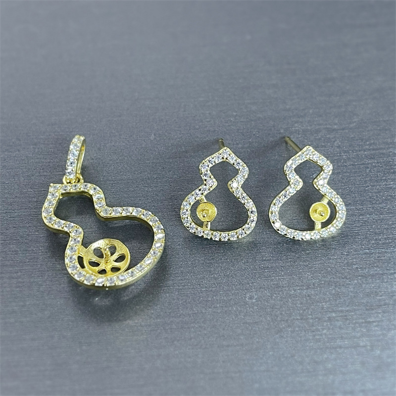 Diy真珠の部品s 925銀のヒョウタンの金の精巧な潮はペンダントのイヤリングの2つのセットの半製品の空の託します。