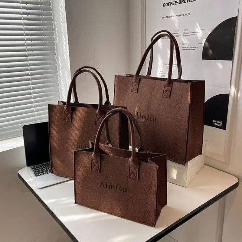 2025小紅書同モデルフェルトハンドバッグ大容量高級感つなぎネット赤ギフトバッグフェルトバッグ|undefined