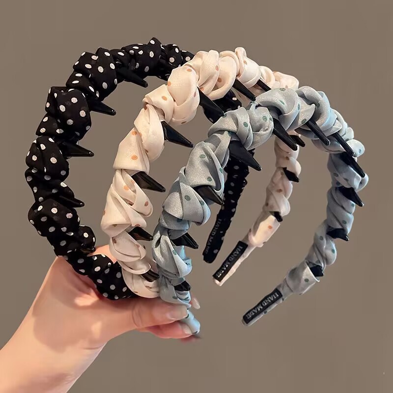 High Crown Stunning Polka Dot Headband Trendy New Wave Toothed Non-Slip Face Wash Outdoor Hair Tie Hairpin Headband High Crown Stunning Polka Dot Headband Trendy New Wave Toothed Non-Slip Face Wash Outdoor Hair Tie Hairpin Headband