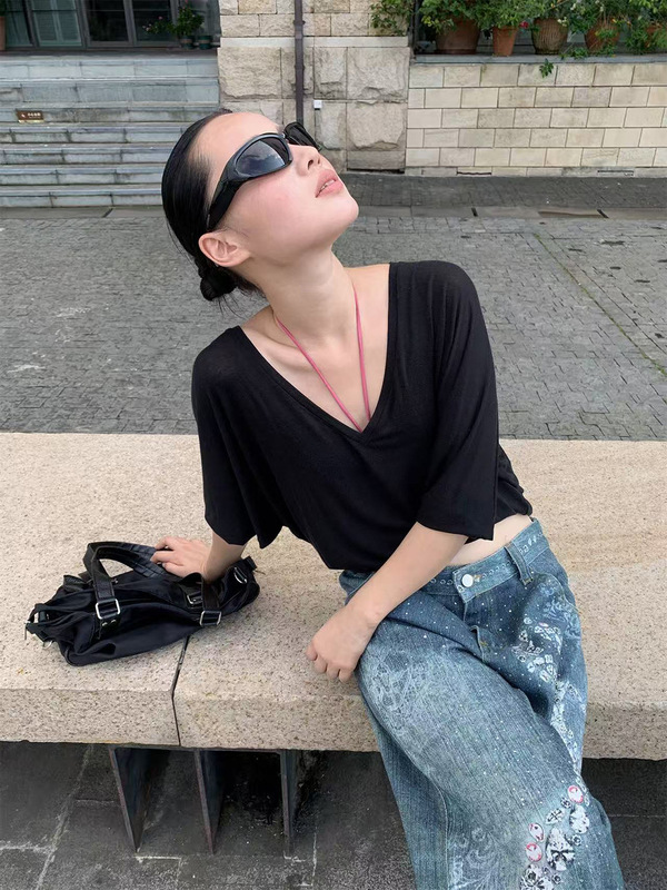 [9hour] レイジースタイル リラックス 長袖 Tシャツ レディース 2025 夏 バットスリーブ Vネック 薄手 トップス m11354|undefined