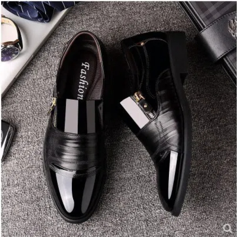 Men's Leather Shoes Trendyy Men's British Brown Pointed Toe Cut Out Slip-Ons Business Casual Leather Shoes Formal Wedding Breathable Leather Shoes