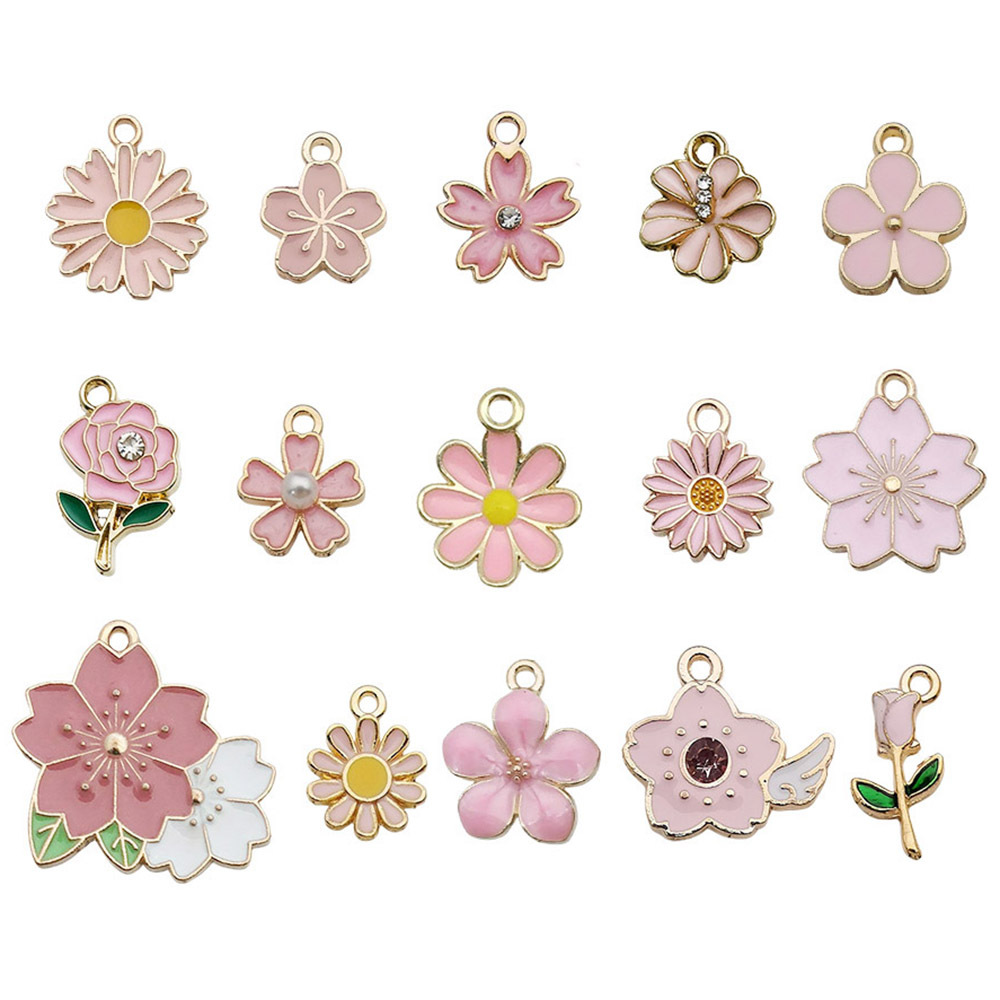 Colgantes esmaltados de flor de cerezo y margarita