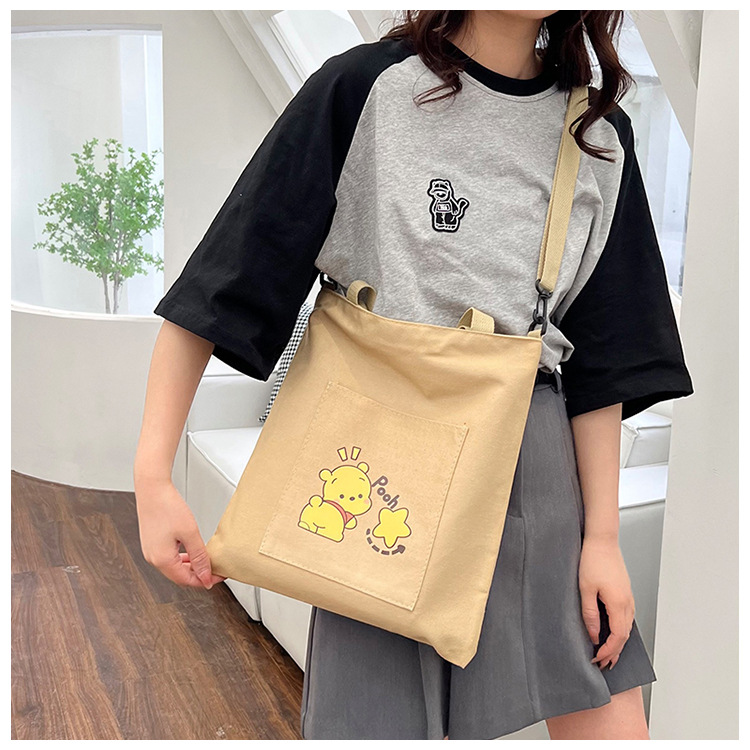 New high-appeartion-level hand-held tote bags are selling well, large-capacity single-shoulder crossbody bags, and wholesale canvas bags for junior and senior high school students undefined