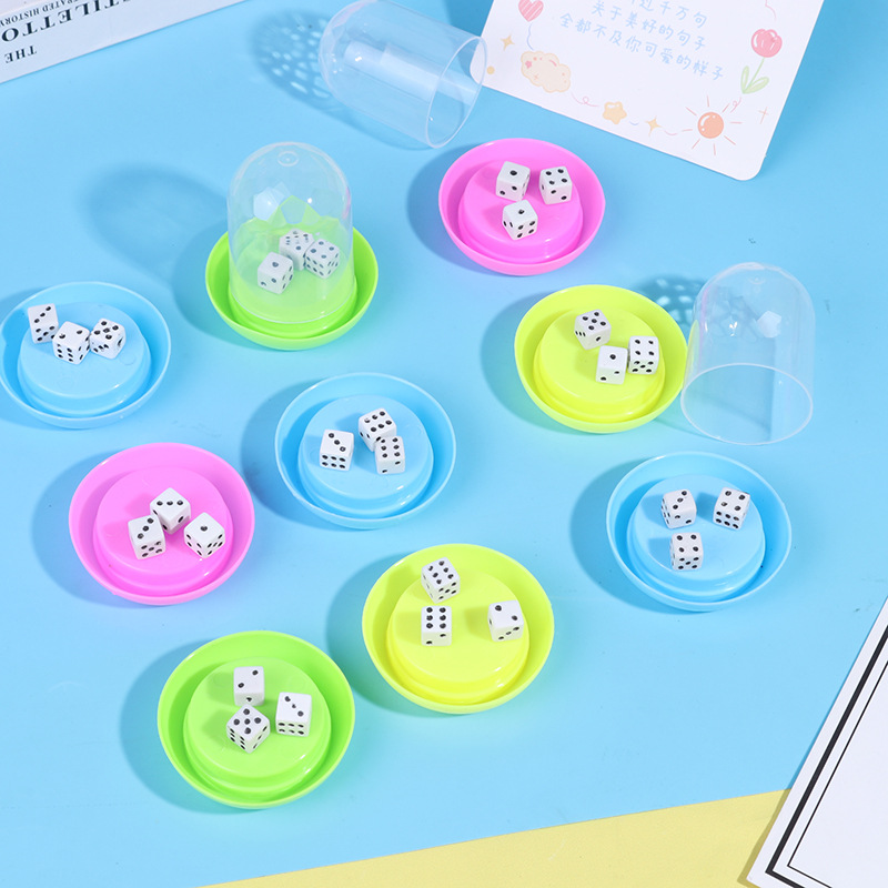 Taza de tamiz creativa para niños Juguetes Mini tamiz creativo Puesto interactivo para padres e hijos Dados Taza de dados Regalo de jardín de infantes